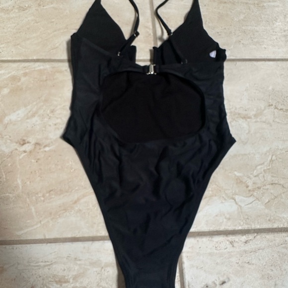 WOMENS U wired one piece swim suit with ruching - Picture 9 of 9